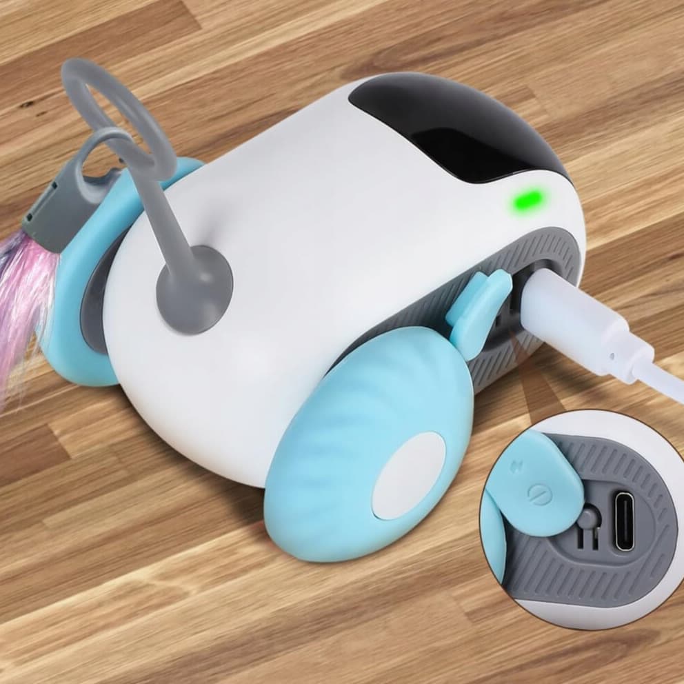 Zabawka interaktywna uciekający samochodzik